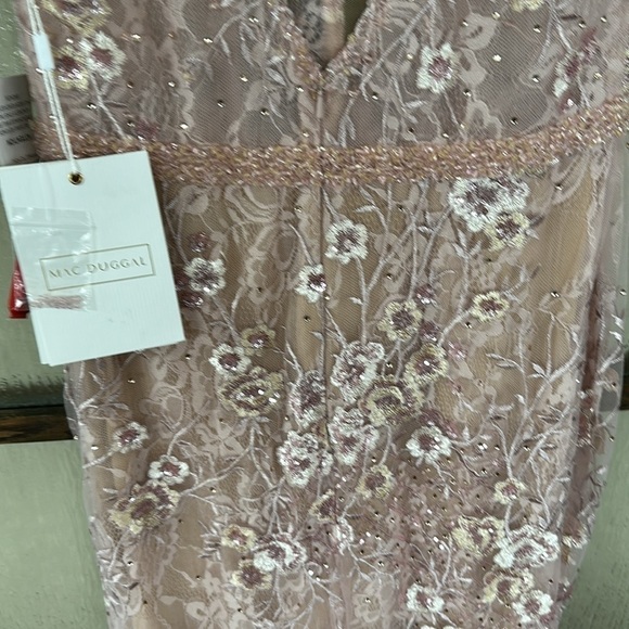 Mac Duggal FLORAL EMBELLISHED SLEEVELESS PLUNGE NECK GOWN rose pink size 16 - Picture 14 of 14